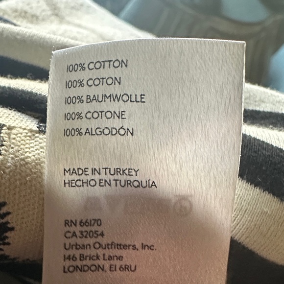 Anthropologie Maeve Flouncy Striped Bell Sleeve Top in Black and White size M - Picture 5 of 5